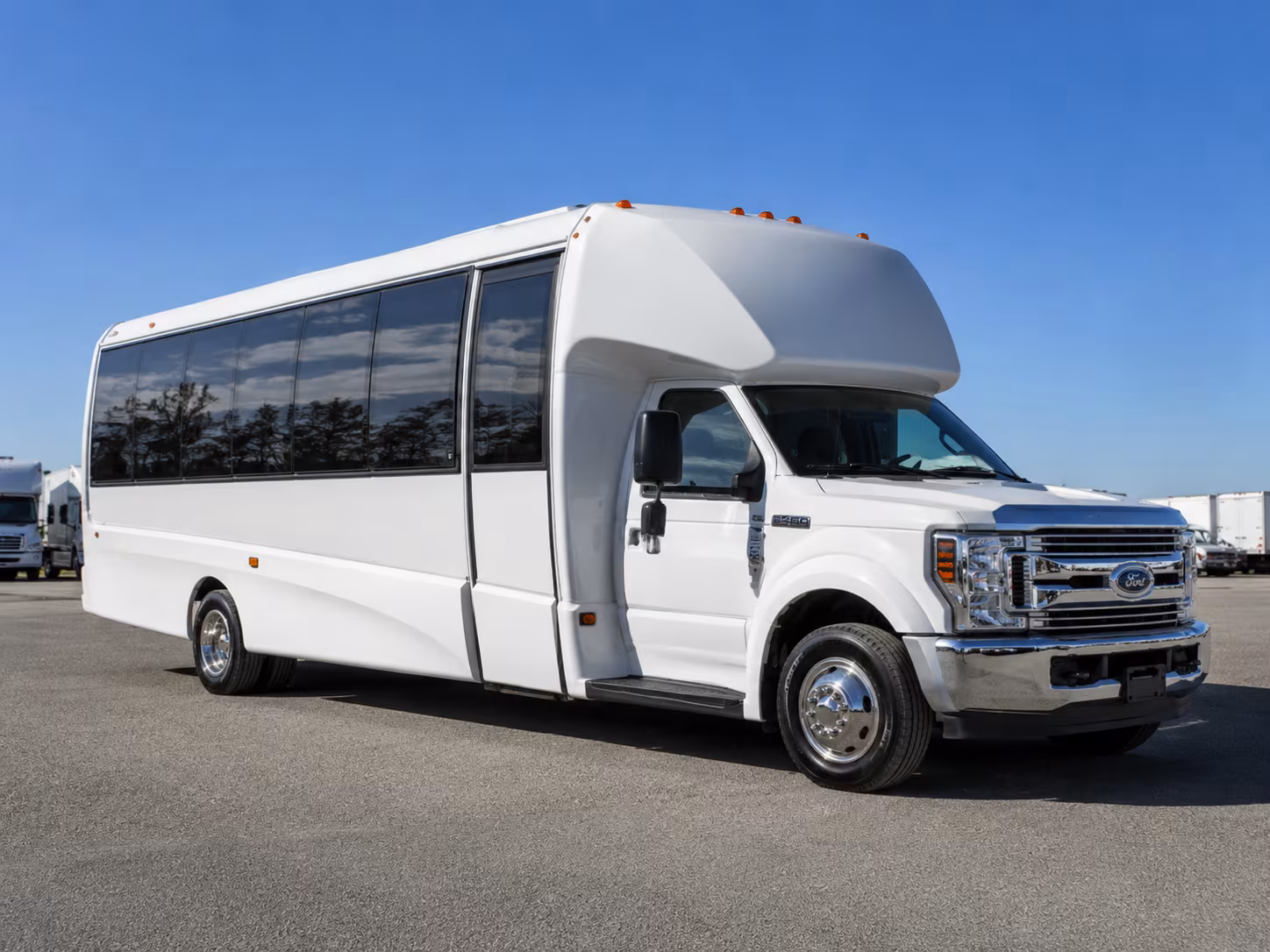 minibus rentals for small group wine tasting near arvada