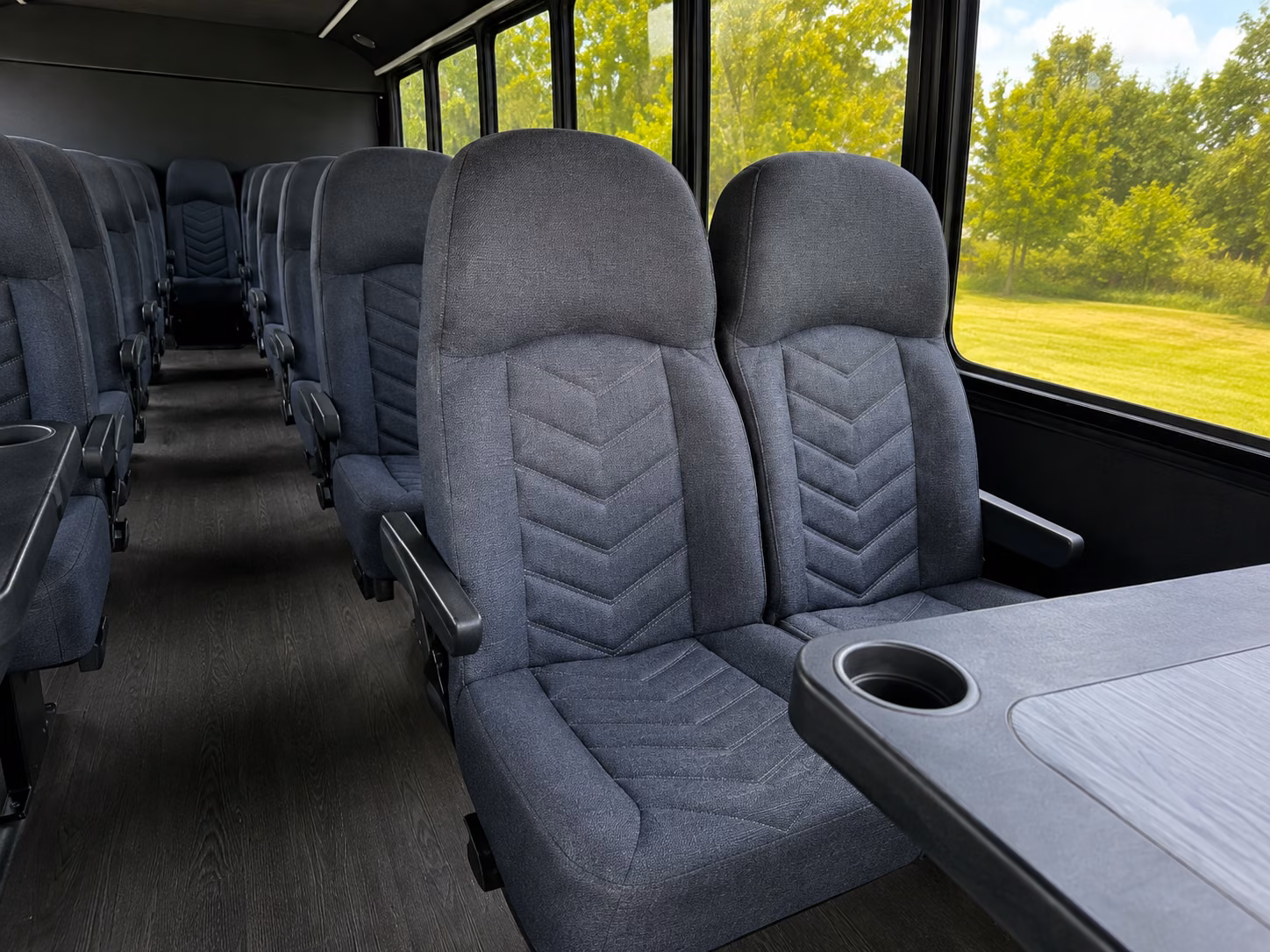 minibuses for arvada field trips to dinosaur ridge and red rocks