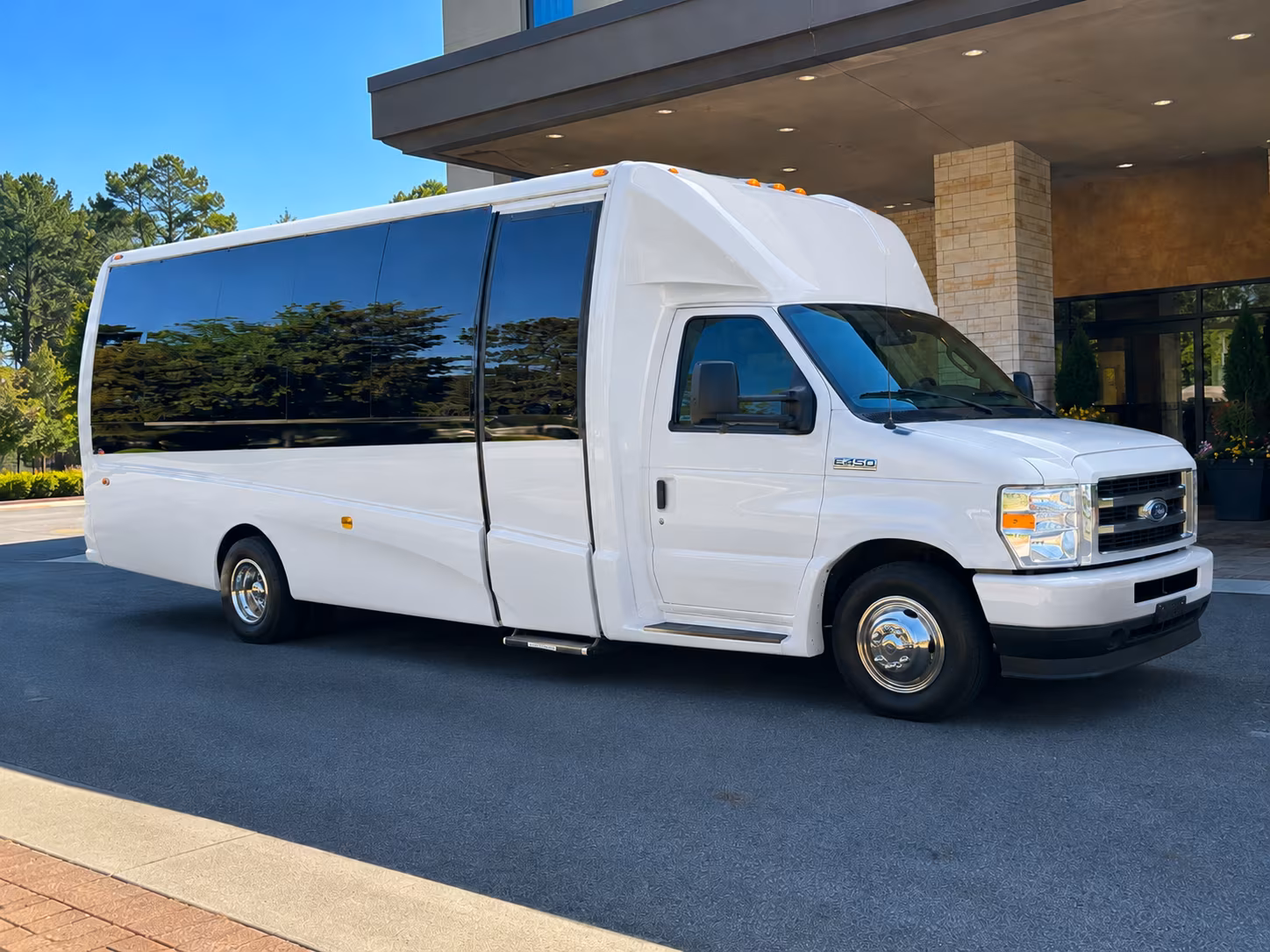 reserve transportation for your next airport transfer 5