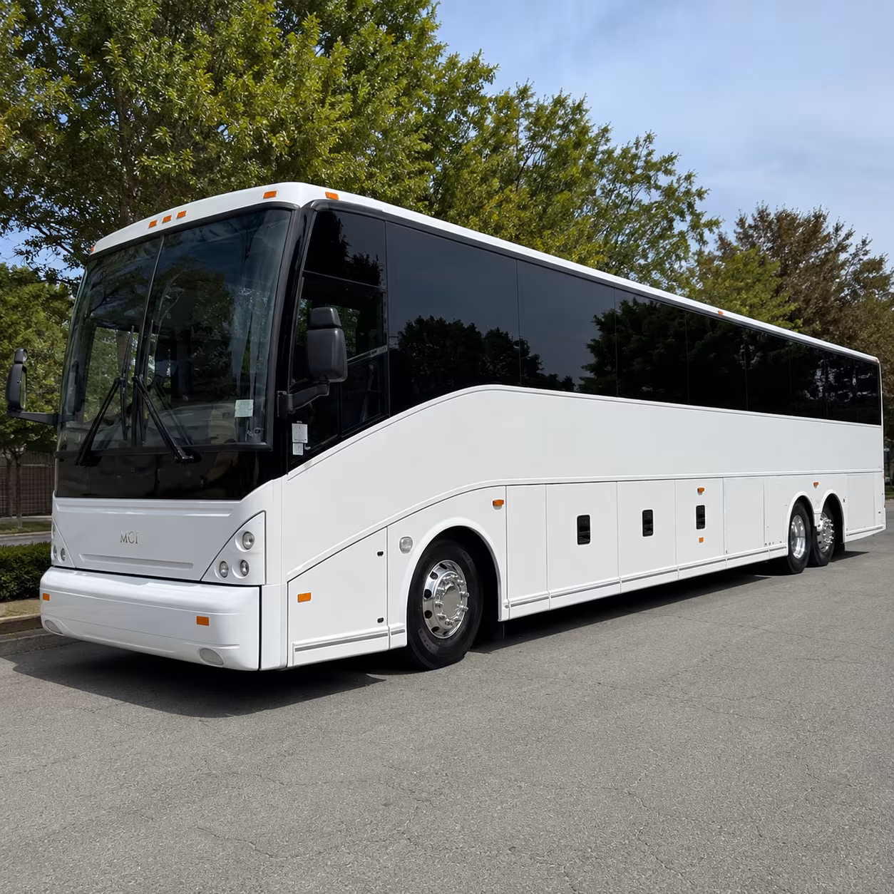 reserve transportation for your next prom 3