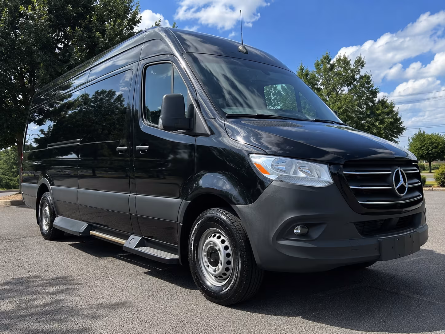 rocky mountain metropolitan airport bus transfers near arvada